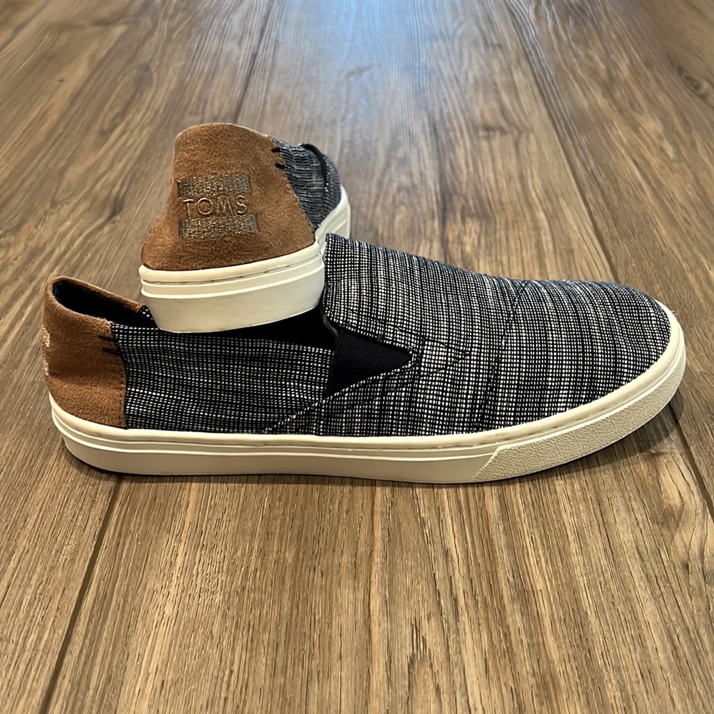 Navy Blue and White Toms shoes